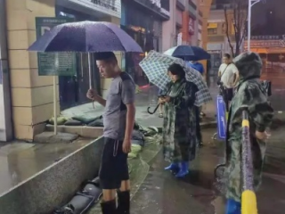 风雨中的坚守，利奇马台风纪事