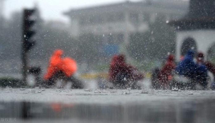 陕西大暴雨即将来临，预警拉响，全民备战